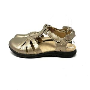 NEW Earth Origins Sandals